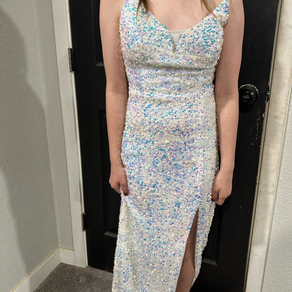 Elegant White Sequin Dress